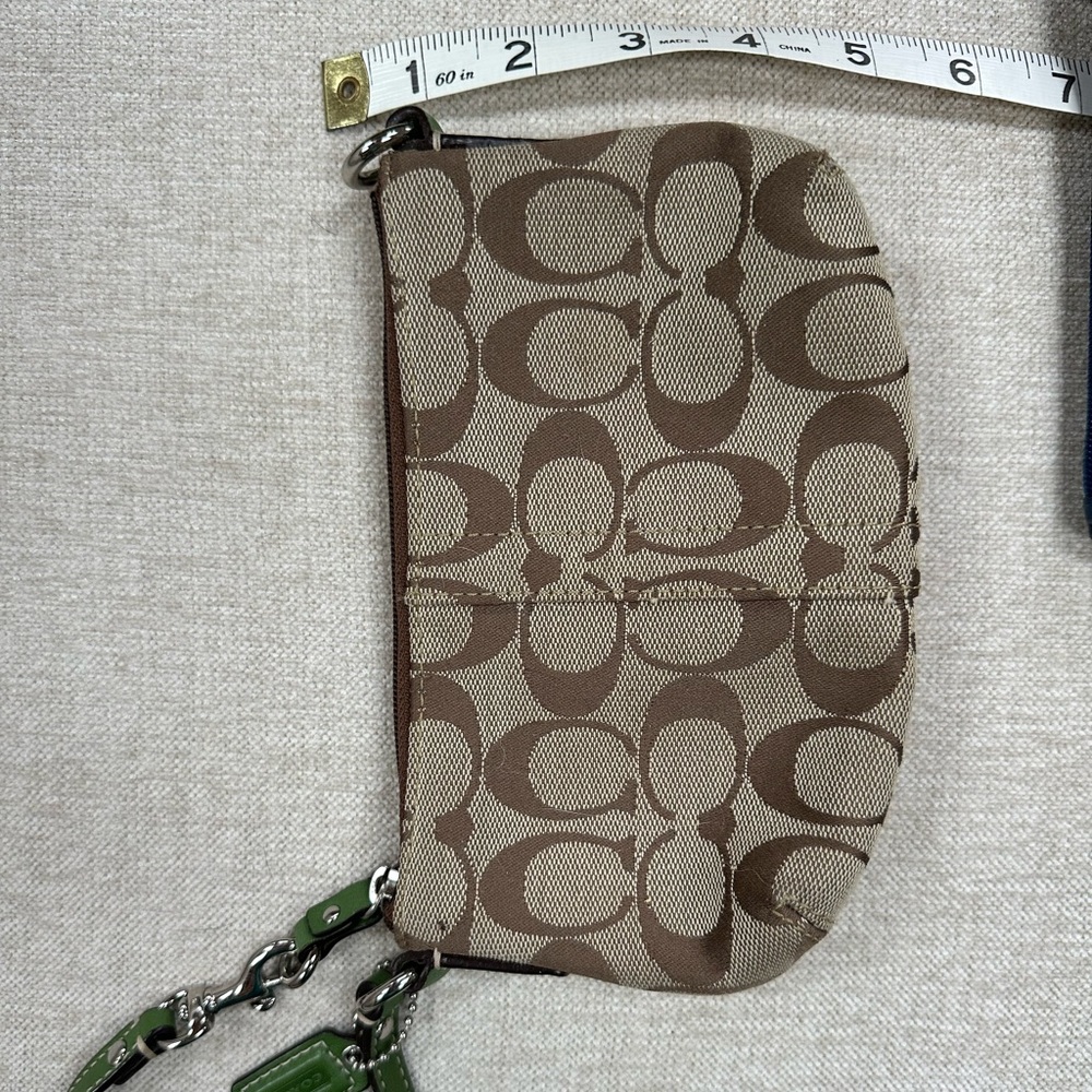 Coach Canvas Green Wristlet 8x 5